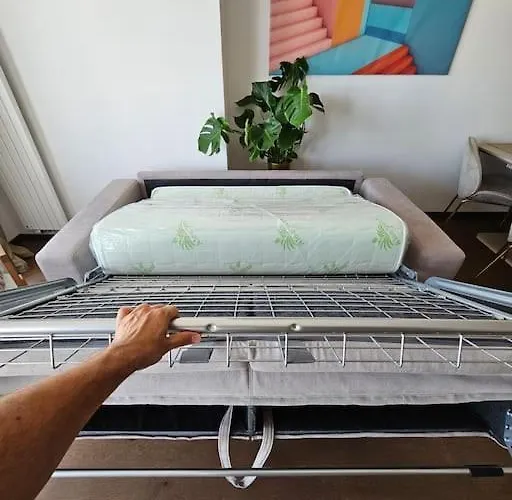 Eurovea Tower - Luxury In Heaven アパート ブラチスラヴァ