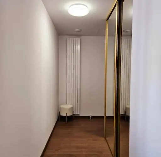 Eurovea Tower - Luxury In Heaven * ブラチスラヴァ